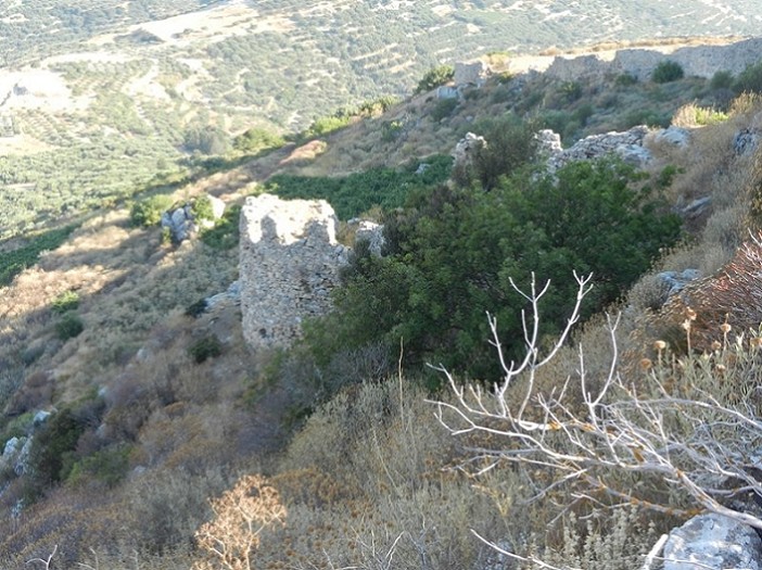 Akropolis 1